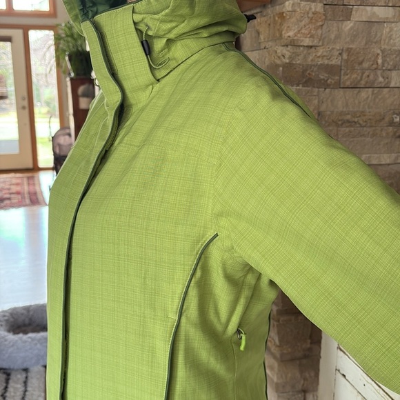 Marmot lime green winter jacket removable hood and snap waist zip close pockets - Picture 4 of 16